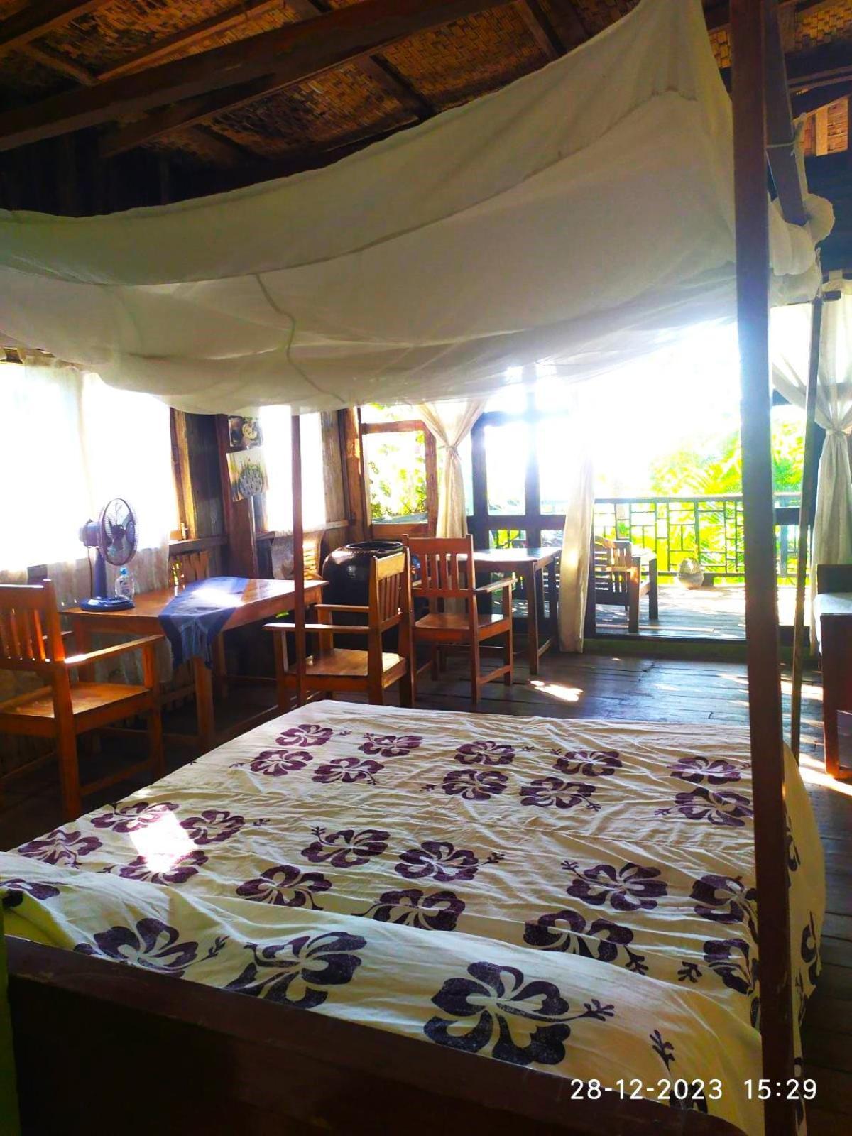 Oliver'S Laguna Eco Lodge Hotel Ngapali Exterior photo